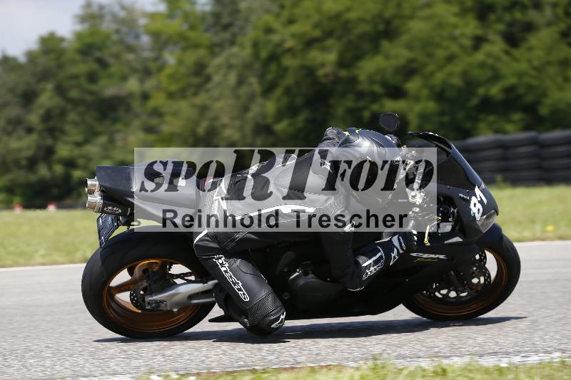 /Archiv-2024/29 12.06.2024 MOTO.CH Track Day ADR/Gruppe blau/81